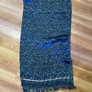 Banana republic silk scarf